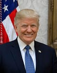 Donald Trump y la IA política: cómo las deportaciones, la presión institucional y la sátira televisiva reabren el debate sobre desinformación digital